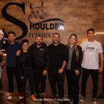 Rock e solidariedade: Shoulder Teakhouse recebe evento beneficente em prol de uma campanha do agasalho para o Instituto Tatame do Bem