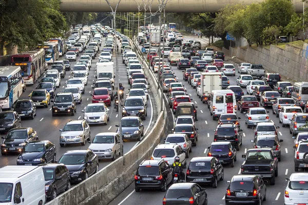Veículos movidos a etanol, elétricos e híbridos ganham isenção de IPVA em Minas