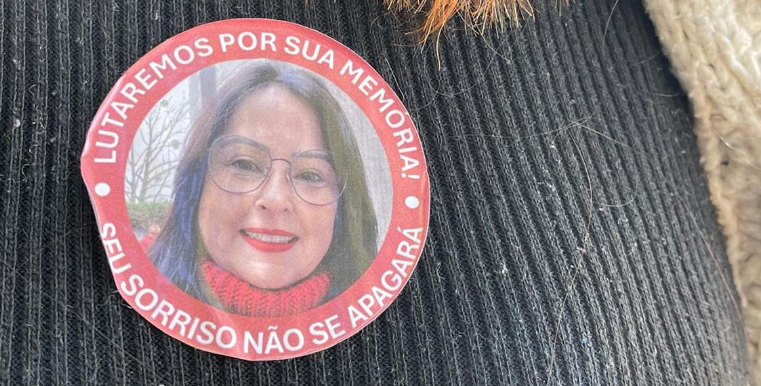 Filho que confessou ter matado a mãe professora é transferido de presídio pela segunda vez