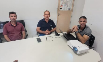 Vereador Wolkmar fiscaliza transporte da saúde e acompanha dados que reforçam a importância do serviço
