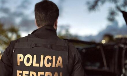 Mulher condenada pelo STF é presa ao chegar ao Brasil