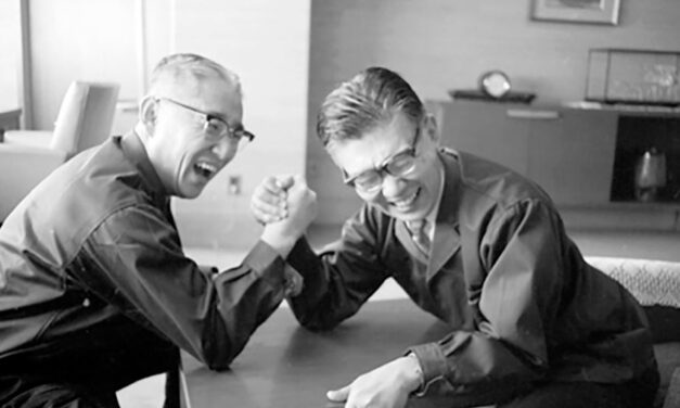 E por falar em eletrônica… Sony: da oficina de rádios à gigante global da inovação