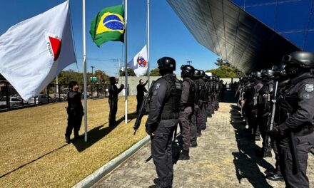Penitenciária de Formiga comemora 18 anos com solenidade e homenagens