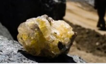 China impõe novas regras e reforça controle sobre mineração e processamento de terras raras