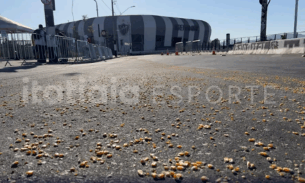 Milho é espalhado nos arredores da Arena MRV horas antes de Atlético x Cruzeiro