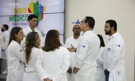 Mais Médicos: 1,5 mil profissionais iniciam atuação em municípios e comunidades indígenas
