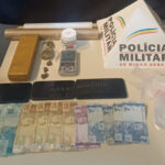PM prende três suspeitos e apreende drogas em operação contra o tráfico em Formiga