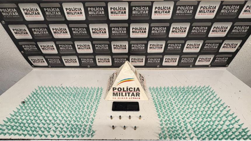 Jovem de 19 anos é preso com quase 600 pinos de cocaína em Divinópolis