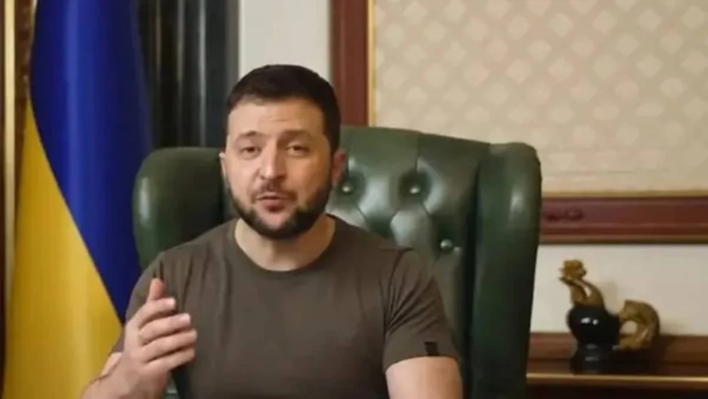 Zelensky afirma que Rússia não dá sinais de encerrar guerra; reunião entre Trump e Putin acontece nesta semana