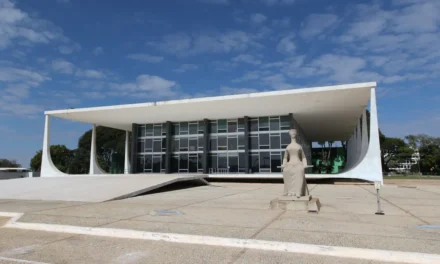 STF retoma sessões e deve se manifestar contra sanções dos EUA a Moraes