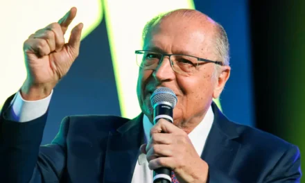 Alckmin anuncia plano de contingência contra tarifaço dos EUA até terça-feira