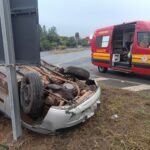 Motorista perde controle e capota veículo na MG-050 em Formiga
