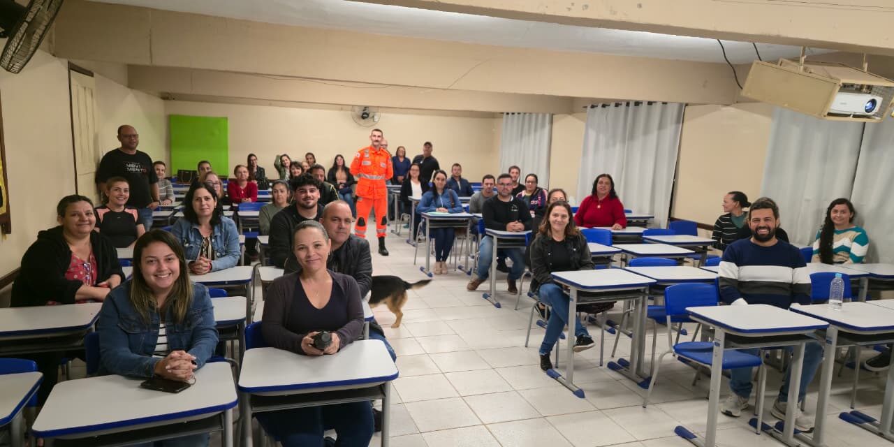 Bombeiros ministram palestra sobre primeiros socorros em Oliveira