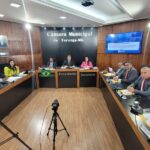 Câmara de Formiga derruba vetos de projetos sobre contas de água e dedetização de cemitérios