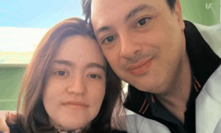 Jovem com “a pior dor do mundo” compartilha que novo tratamento não trouxe melhora