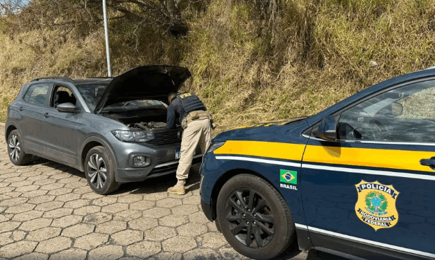 Polícia prende motorista com carro clonado durante fiscalização em MG