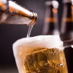 Ambev e Heineken reajustam preços e cerveja fica mais cara no Brasil