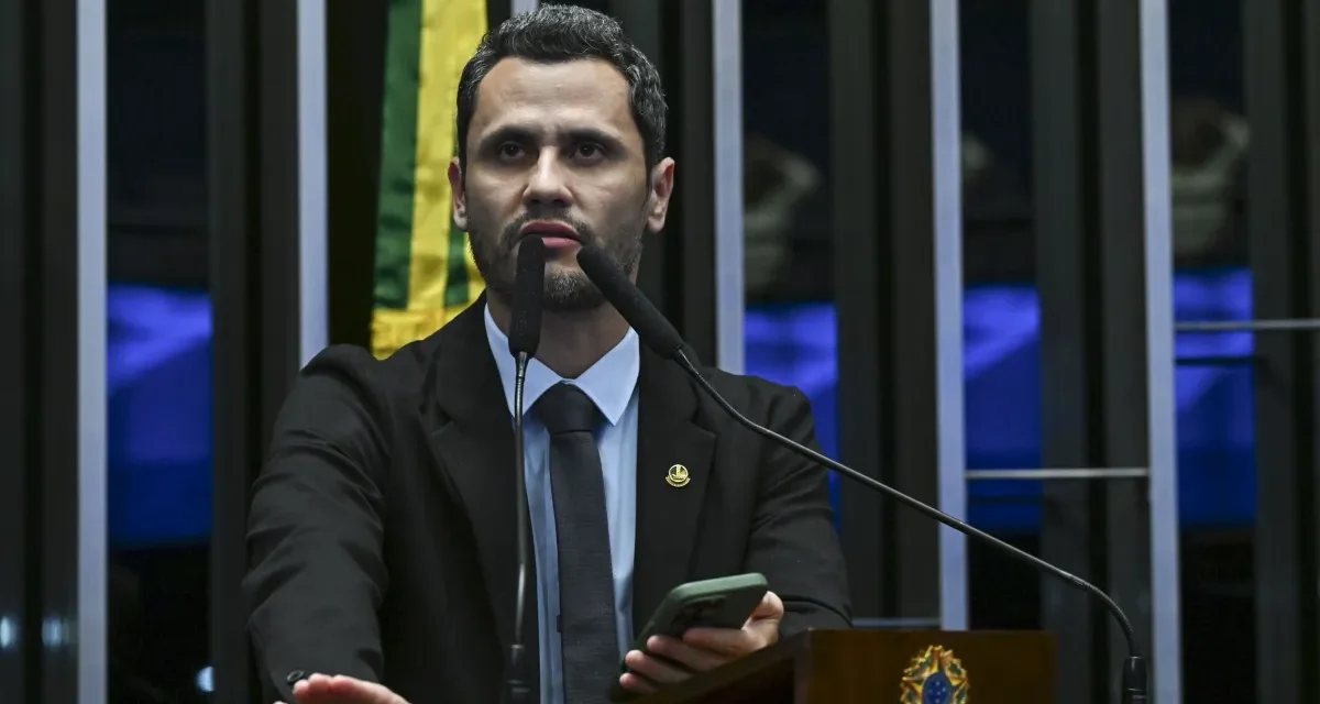 Cleitinho lidera intenções de voto ao governo de Minas Gerais