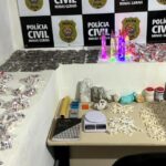 Dupla é presa com mais de mil pinos de cocaína em operação contra o tráfico em Além Paraíba