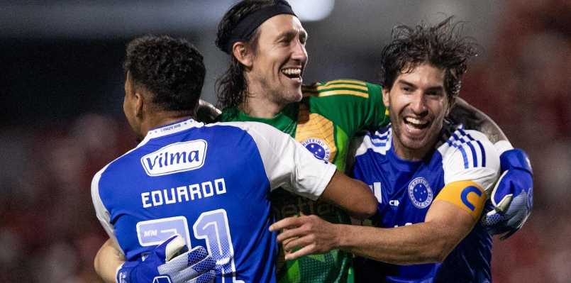 Cruzeiro confirma vaga nas quartas da Copa do Brasil com vitória, em Maceió