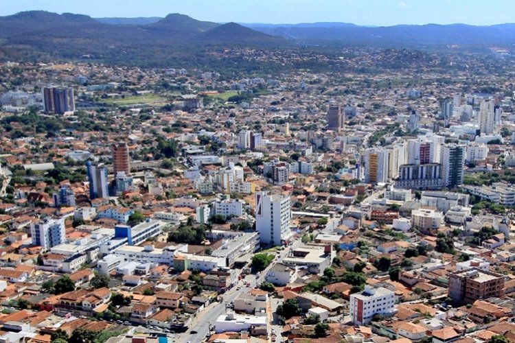 Montes Claros cria plano de saneamento  
