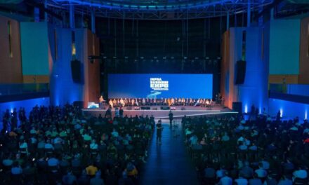 Primeiro dia da InfraBusiness Expo confirma protagonismo de Minas na infraestrutura nacional  