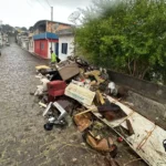 Prefeitura de Formiga reforça limpeza urbana e alerta sobre descarte irregular de resíduos
