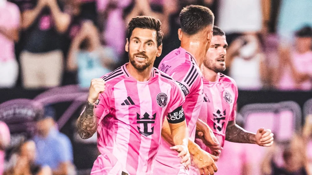 Messi brilha, marca dois gols e leva Inter Miami à final da Leagues Cup