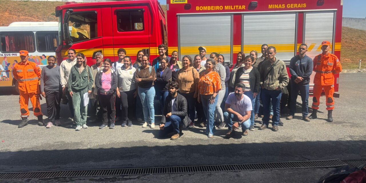 Profissionais da saúde participam de palestra sobre primeiros socorros em Oliveira