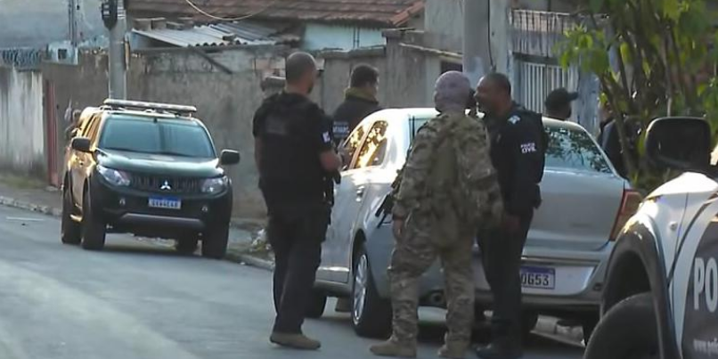 Polícia Civil deflagra operação contra facções criminosas em Santa Luzia, em BH