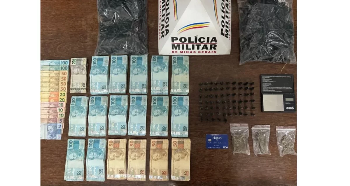 Suspeito de tráfico é preso com mais de R$18 mil e drogas em Pará de Minas