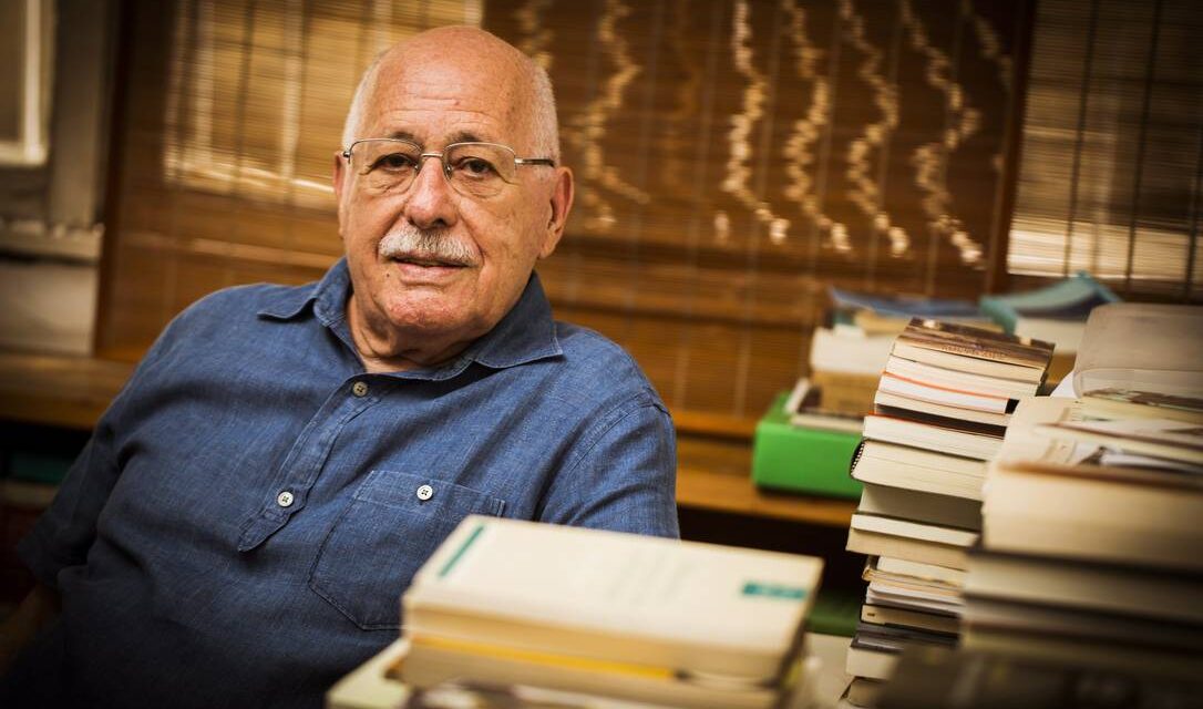 Escritor Silviano Santiago tomará posse na Academia Formiguense de Letras