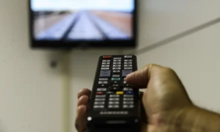 Lula assina decreto da TV 3.0 e marca nova era da radiodifusão brasileira