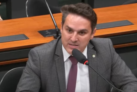 Oposição reage à MP de Lula: “encenação eleitoreira”, diz Zucco