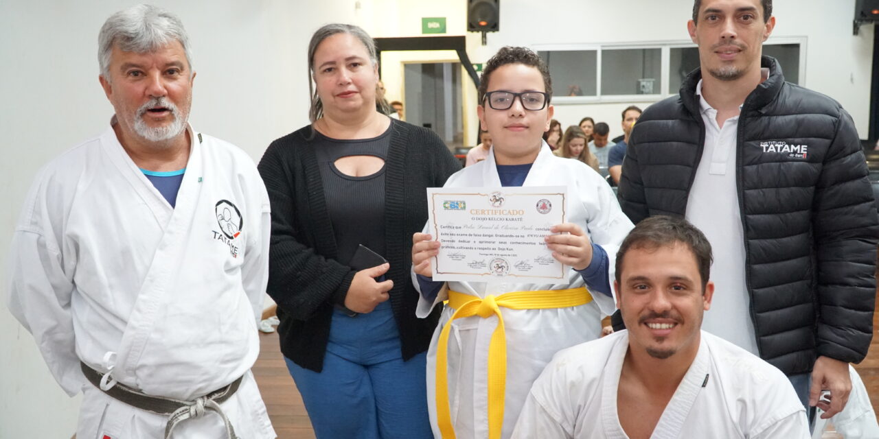 Formação cidadã através do karatê: Instituto Tatame do Bem realiza cerimônia de graduação