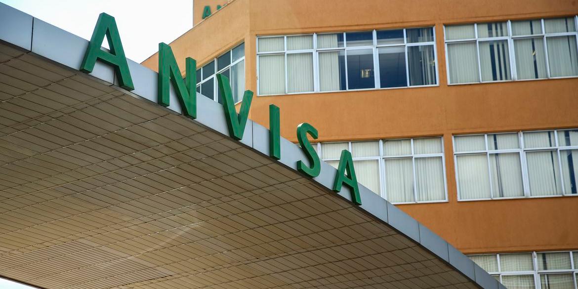 Anvisa proíbe uso de medidores de glicose sem agulha por falta de comprovação científica