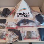 Homem é preso com arma de fogo e drogas após disparos em via pública em Formiga