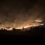 Incêndio de grandes proporções atinge área de pastagem em Campo Belo