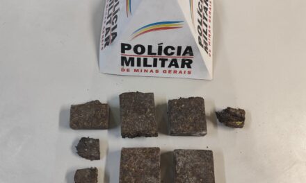 Dois homens são presos suspeitos de tráfico de drogas em Formiga