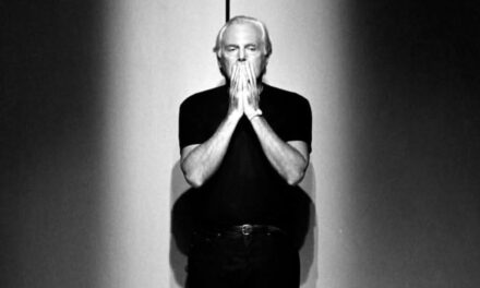Morre Giorgio Armani, ícone da moda italiana, aos 91 anos