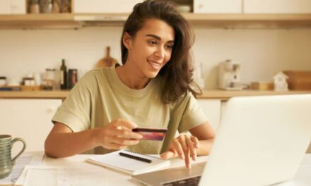 Mais do que preço: como a experiência do consumidor pesa na escolha do marketplace?