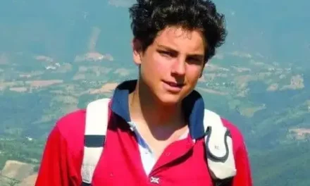 Carlo Acutis se torna o primeiro santo da geração “millennial”