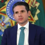 Hugo Motta prevê votação de isenção do Imposto de Renda na próxima semana e critica pautas “tóxicas” no Congresso