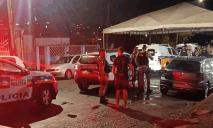 Homem é ameaçado por populares após acusação de ataque a adolescente em Divinópolis