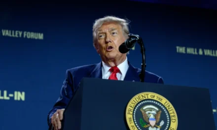 Começa julgamento por tentativa de assassinato de Trump em campo de golfe na Flórida