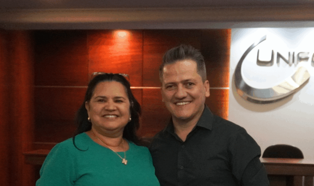 Palestra no Colégio UNIFOR destaca importância da união entre escola e família