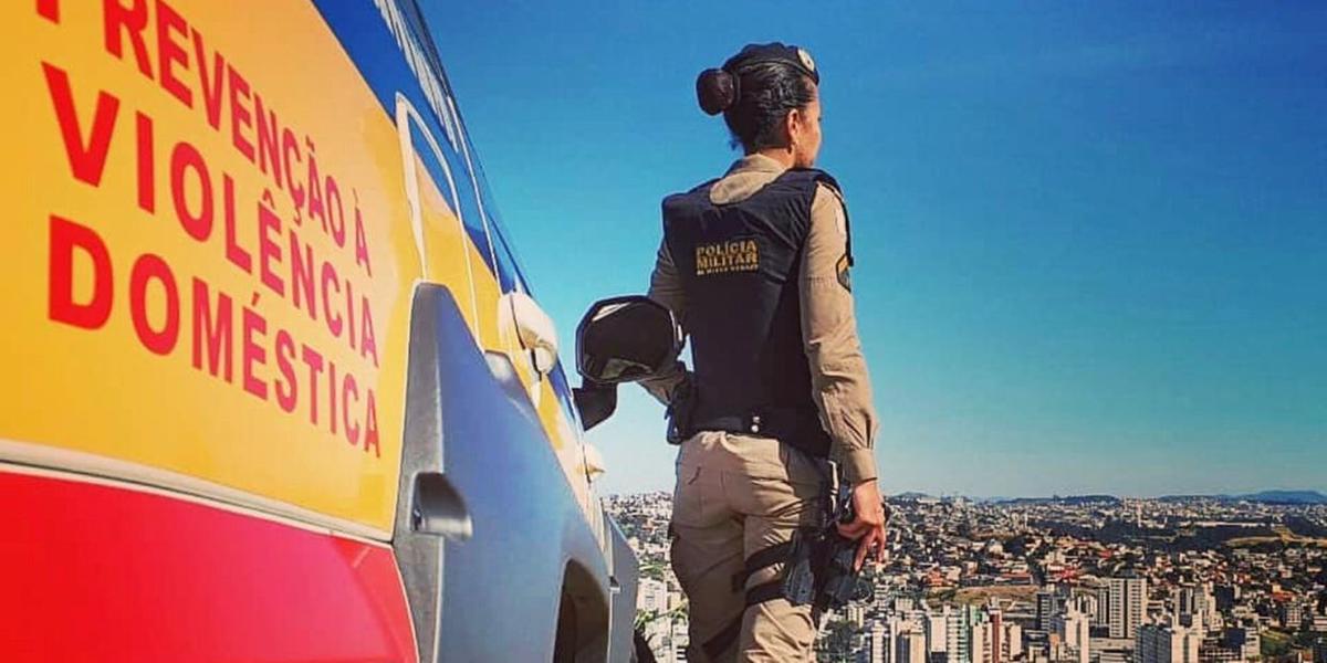 Mais de 400 agressores de mulheres são presos em Minas Gerais durante campanha Agosto Lilás