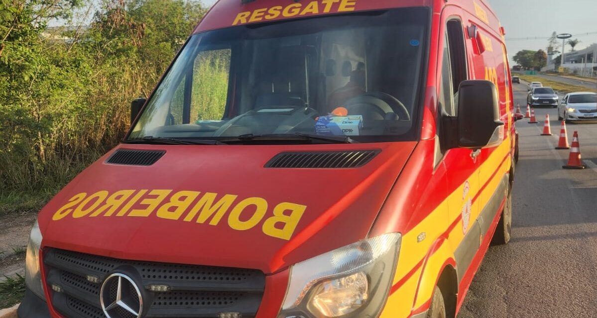 Homem tem convulsão após queda de moto na MG-050, em Formiga