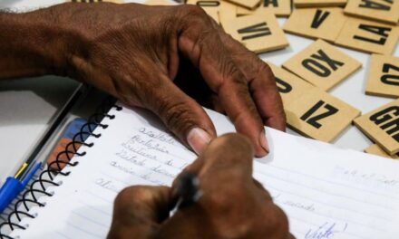 Analfabetismo funcional atinge 29% dos brasileiros e escancara desigualdades históricas