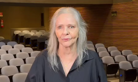 Angela Ro Ro morre aos 74 anos no Rio de Janeiro após complicações de saúde